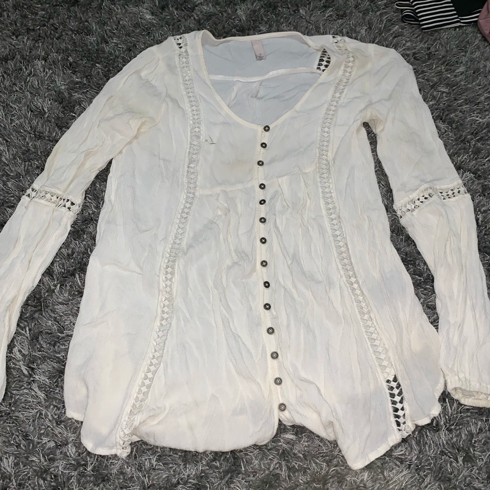 Long sleeved shirt